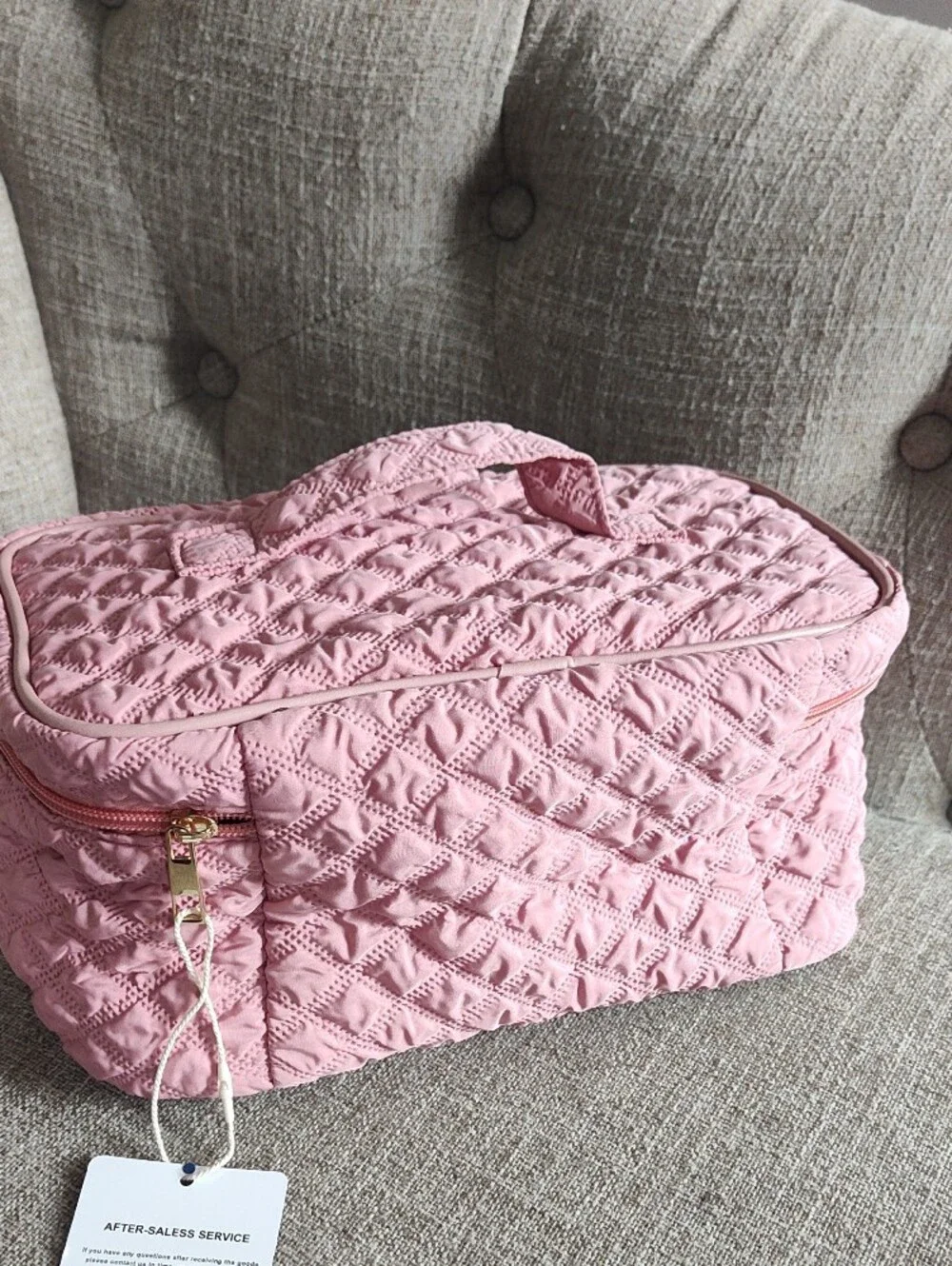 Yoolife Pink Quilted Zippered Travel Case with Handle And  'B' Glittered Patch